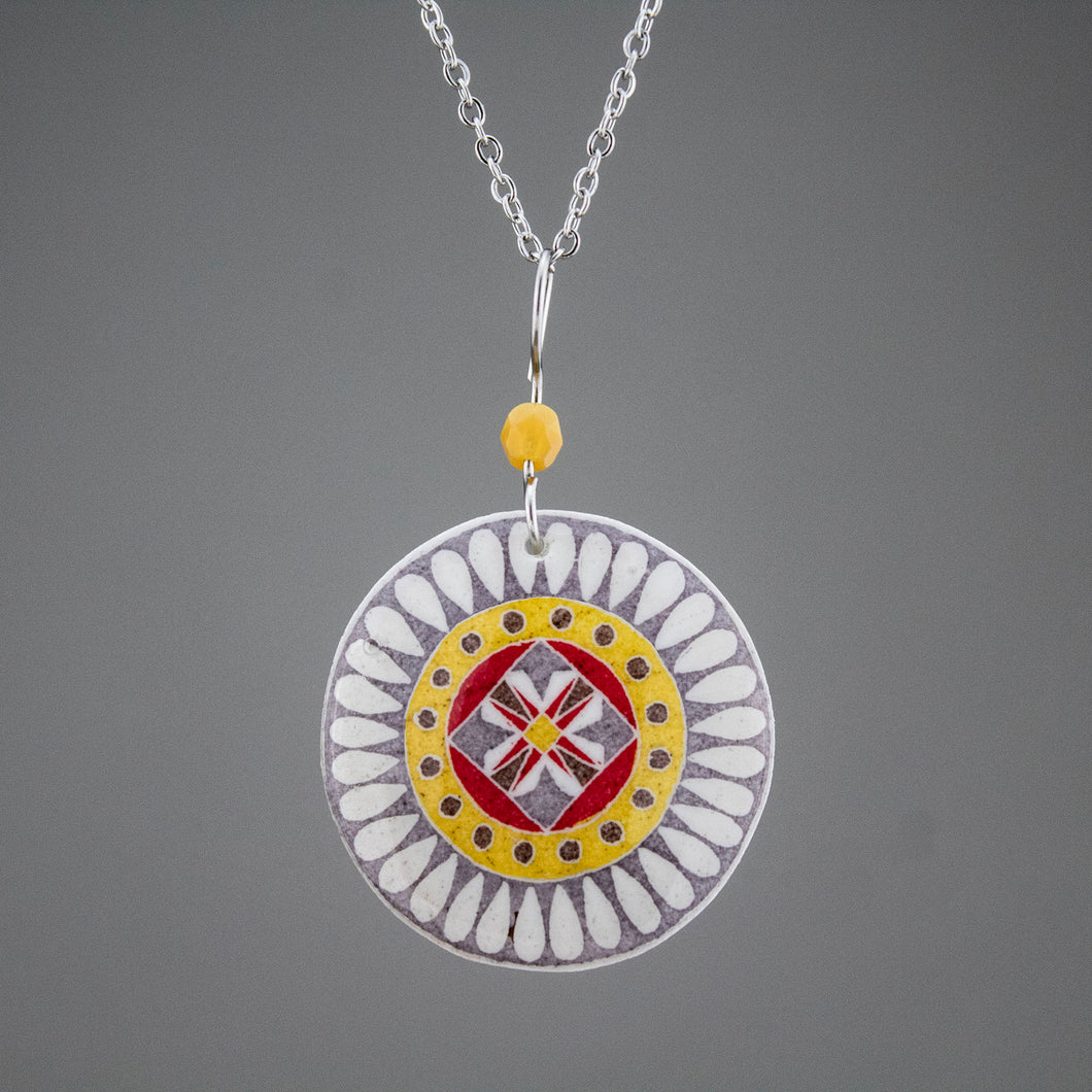 Red Goose Egg Shell Jewelry - Feather Circle Pendant